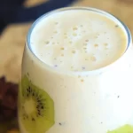 Kivi ve Muzun Sihirli Dansı: Enerji Dolu Bir Smoothie Tarifi